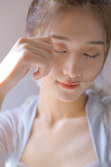 人一禽一交一视一频的歇后语的出处